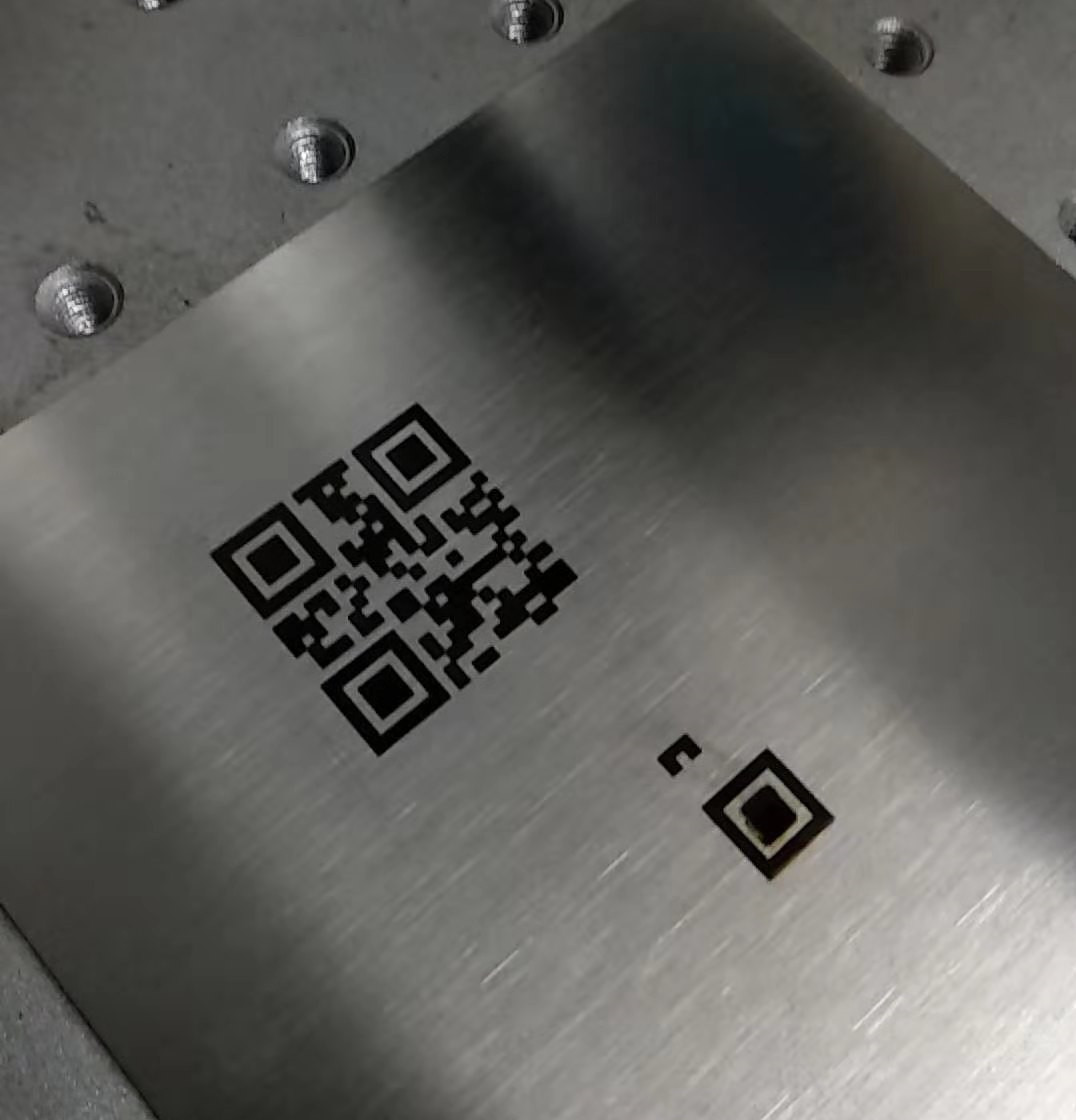 激光打標(biāo)機(jī)打黑不打深的參數(shù)怎么調(diào)？
